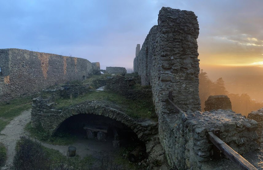 Zřícenina hradu Starý Žeberk, Horní Jiřetín, Czech Republic (Czechia)
